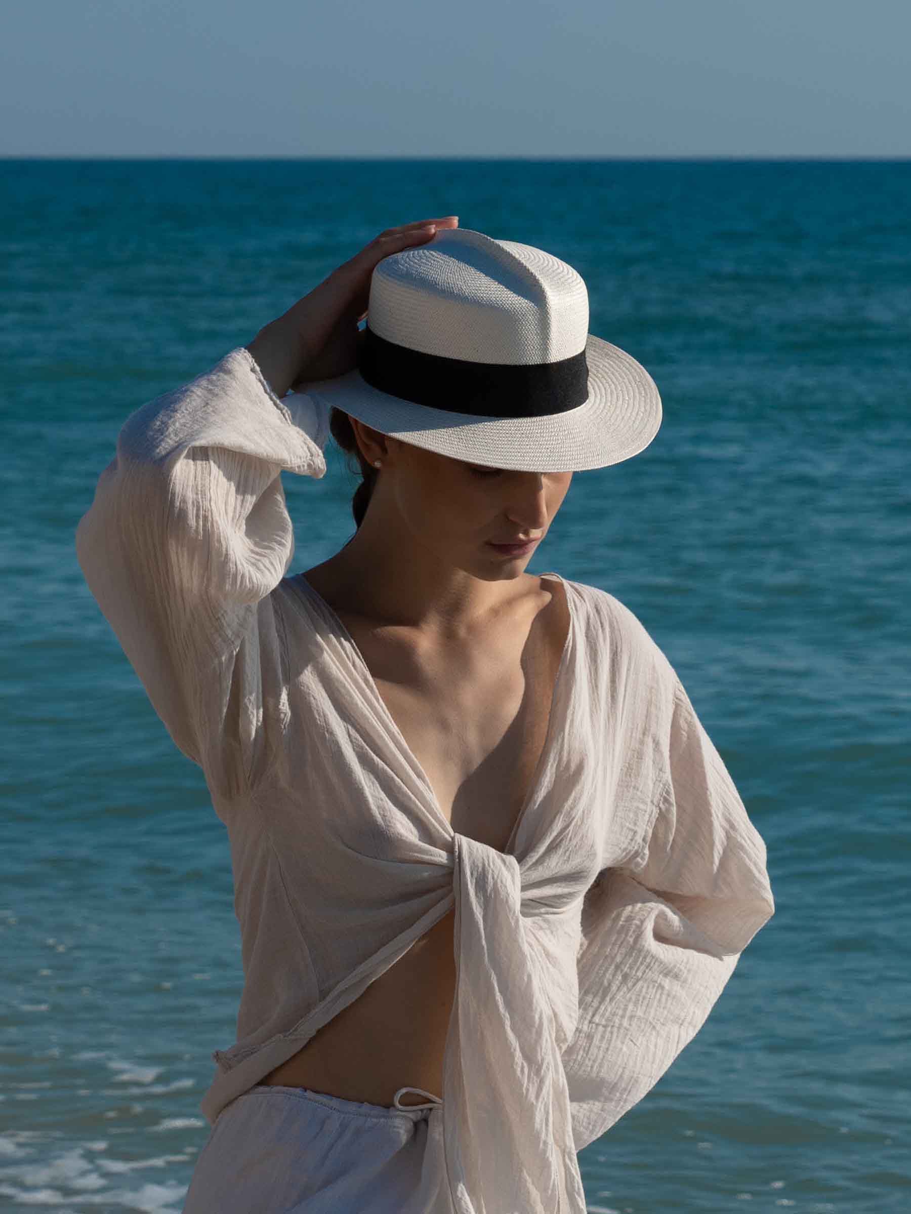 cappello paglia cresta